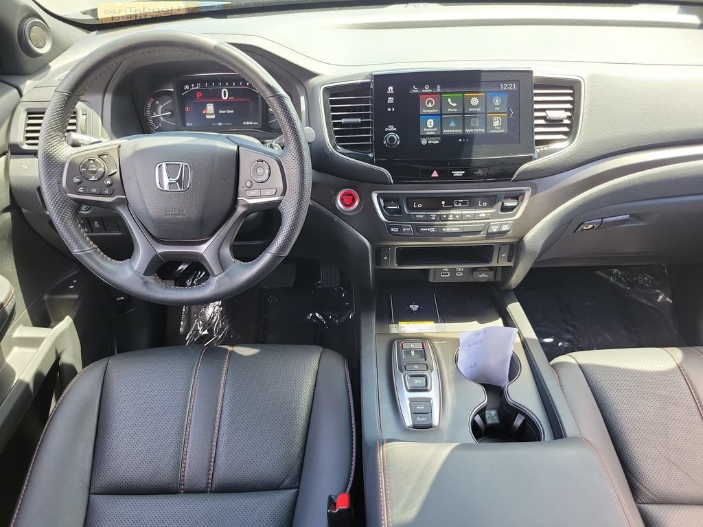 Certified 2025 Honda Passport TrailSport image 12