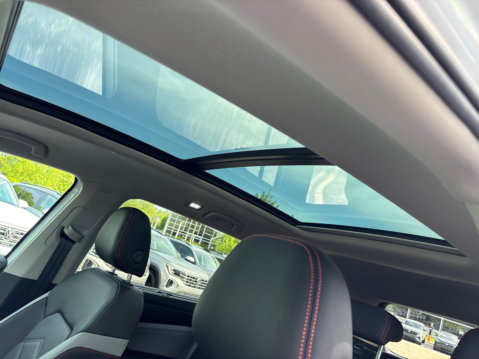 New 2026 Volkswagen Atlas Peak Edition AWD/4WD image 24