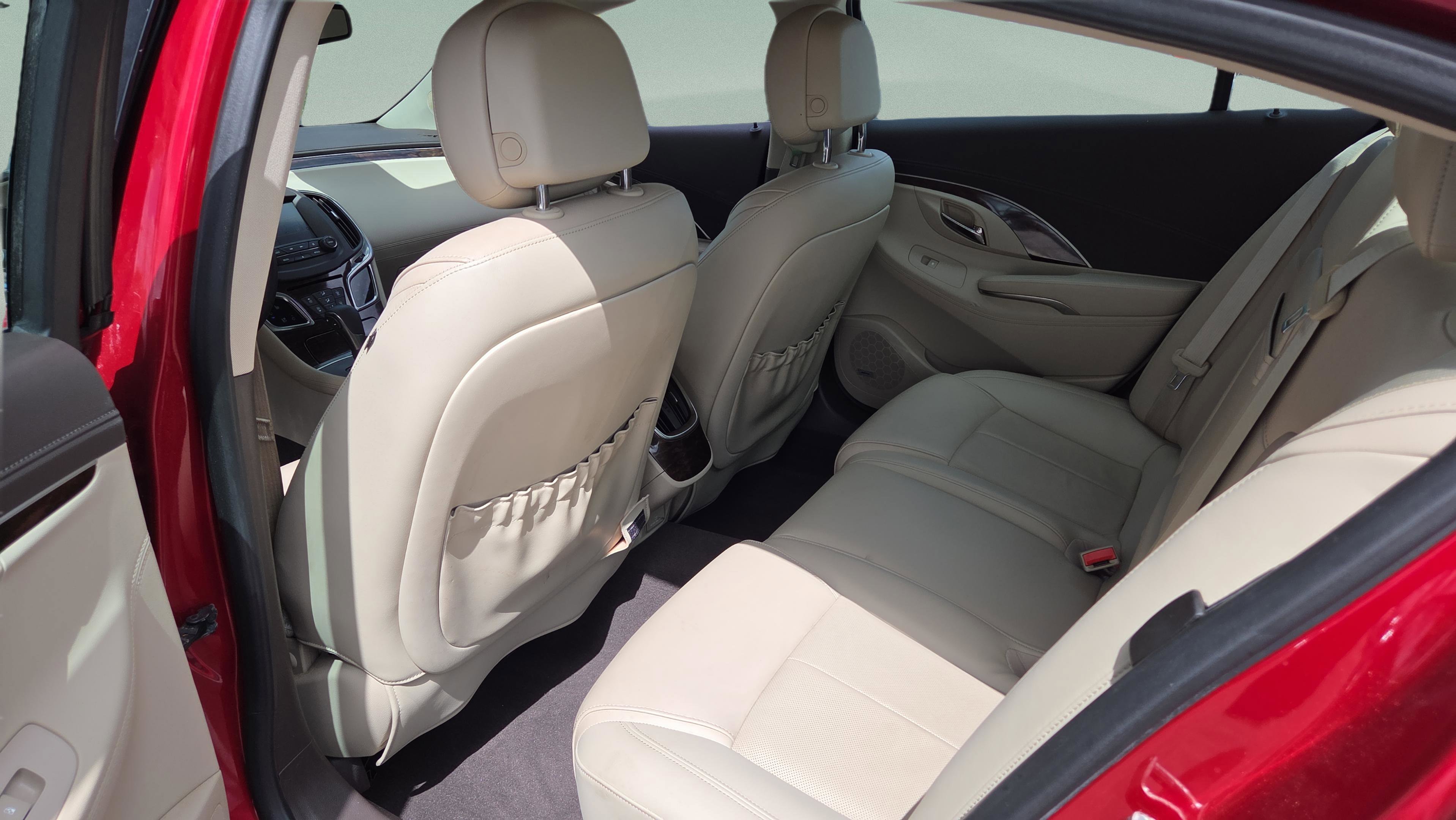 Used 2014 Buick LaCrosse Premium w/ Driver Confidence Package image 10