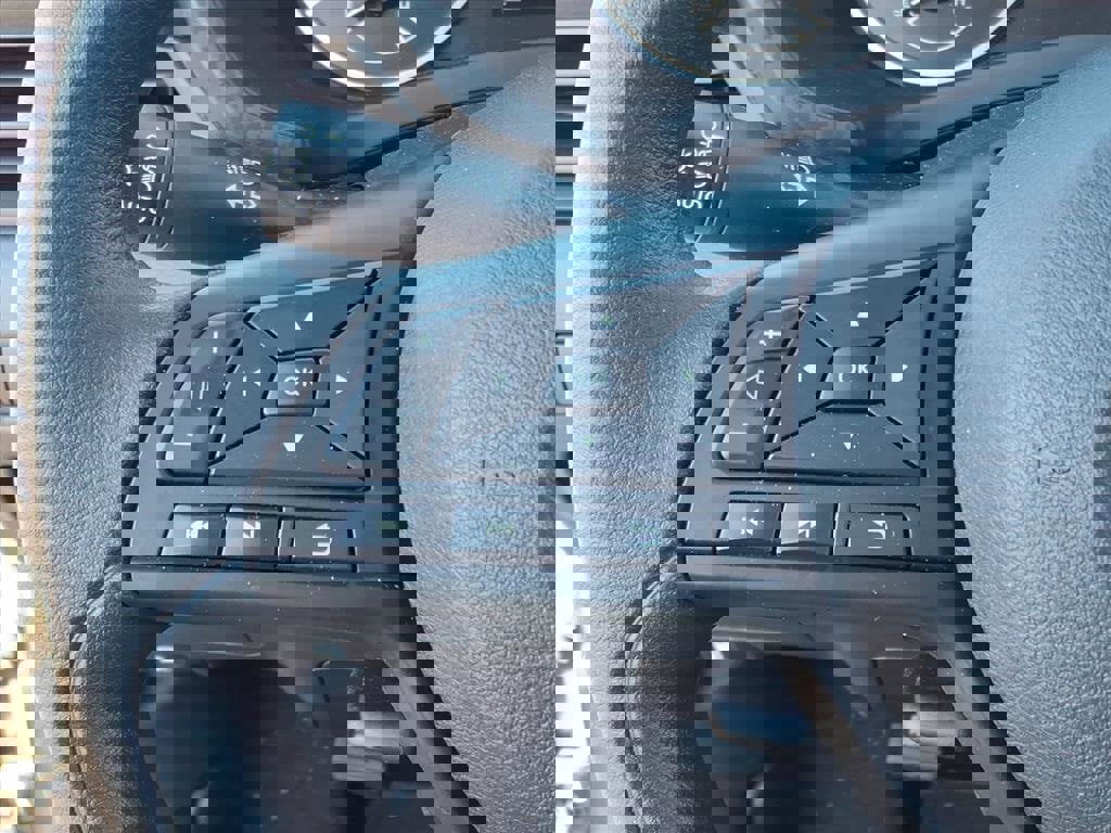 Used 2025 Nissan Sentra S image 18