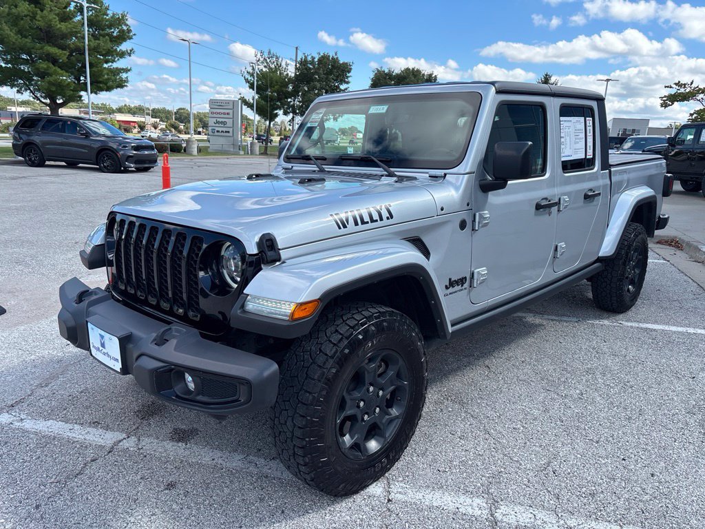 Used 2023 Jeep Gladiator Sport AWD/4WD image 4