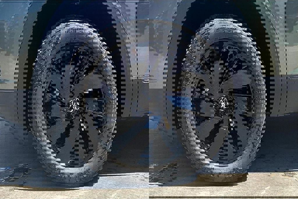 New 2026 Volkswagen Atlas Cross Sport SE image 8