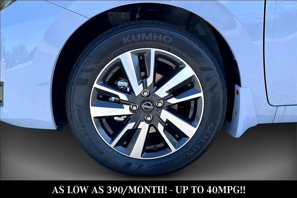 New 2025 Nissan Versa SV w/ Trunk Package FWD image 12
