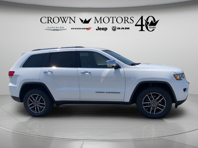 Used 2019 Jeep Grand Cherokee Limited AWD/4WD image 4