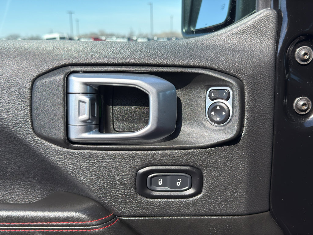 Used 2024 Jeep Wrangler Rubicon 392 image 16