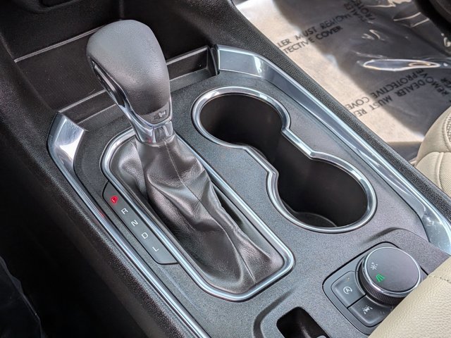 Used 2023 Chevrolet Traverse LS image 12