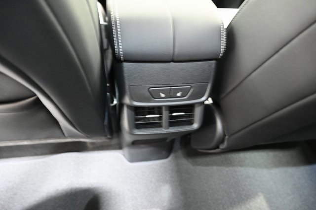 New 2026 GMC Terrain Denali w/ LPO, Black Badging Package image 26