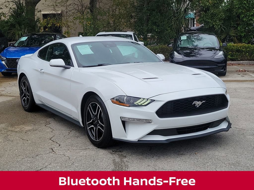 Used 2022 Ford Mustang Premium RWD image 8