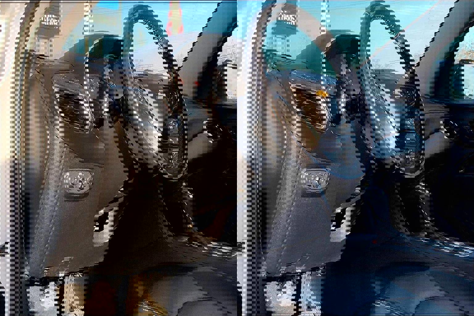 Used 2018 Chevrolet Equinox Premier image 13