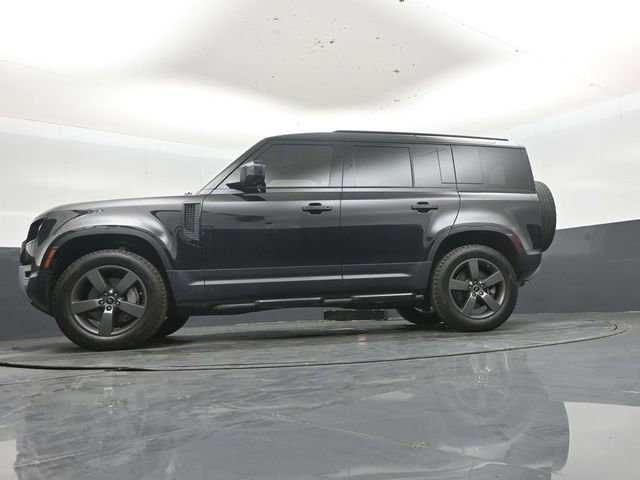 Used 2025 Land Rover Defender 110 S AWD/4WD image 44