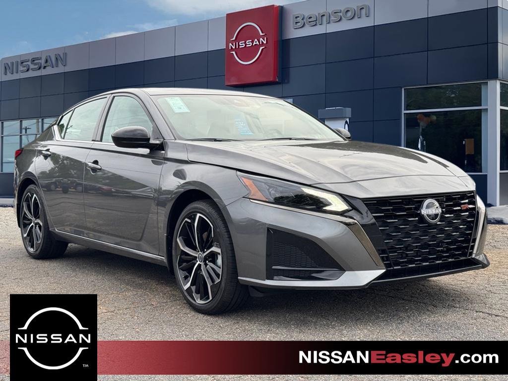 New 2025 Nissan Altima 2.5 SR w/ SR Premium Package image 1