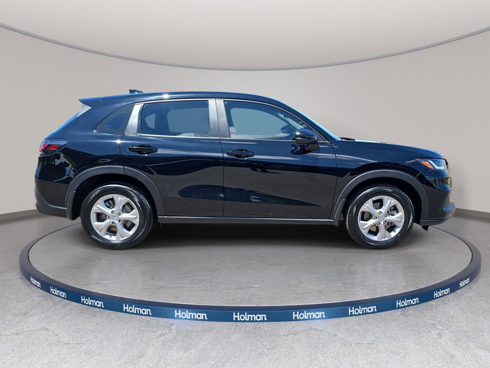 Certified 2024 Honda HR-V LX image 4