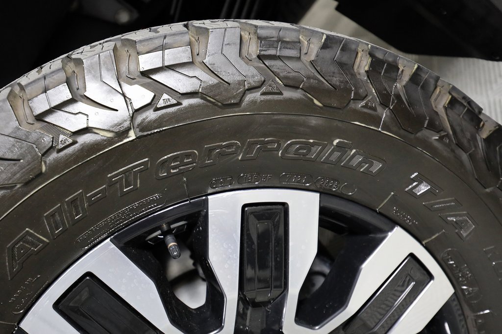 Used 2024 GMC Sierra 3500 Denali Ultimate image 49