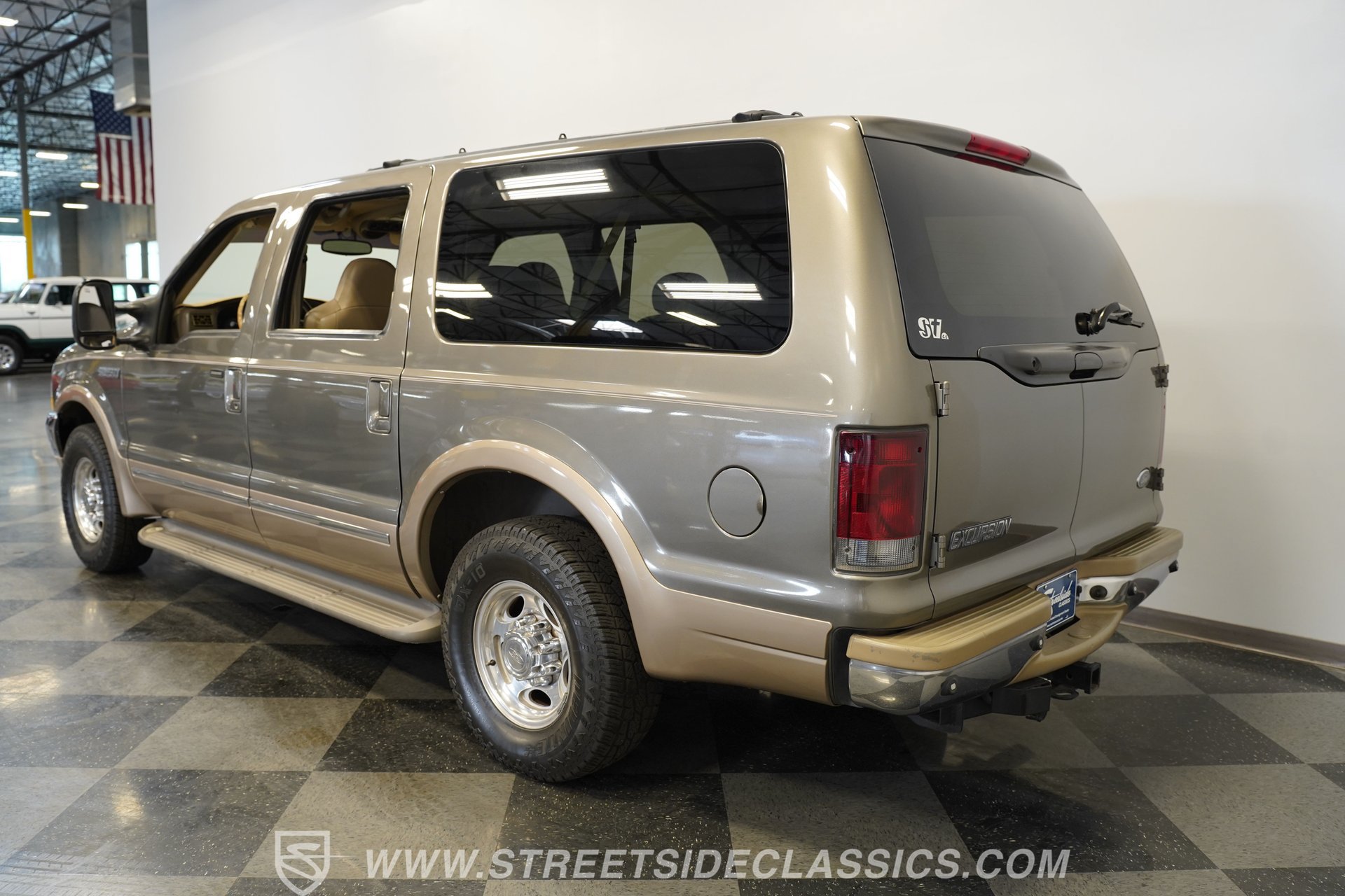 Used 2002 Ford Excursion Limited RWD image 10