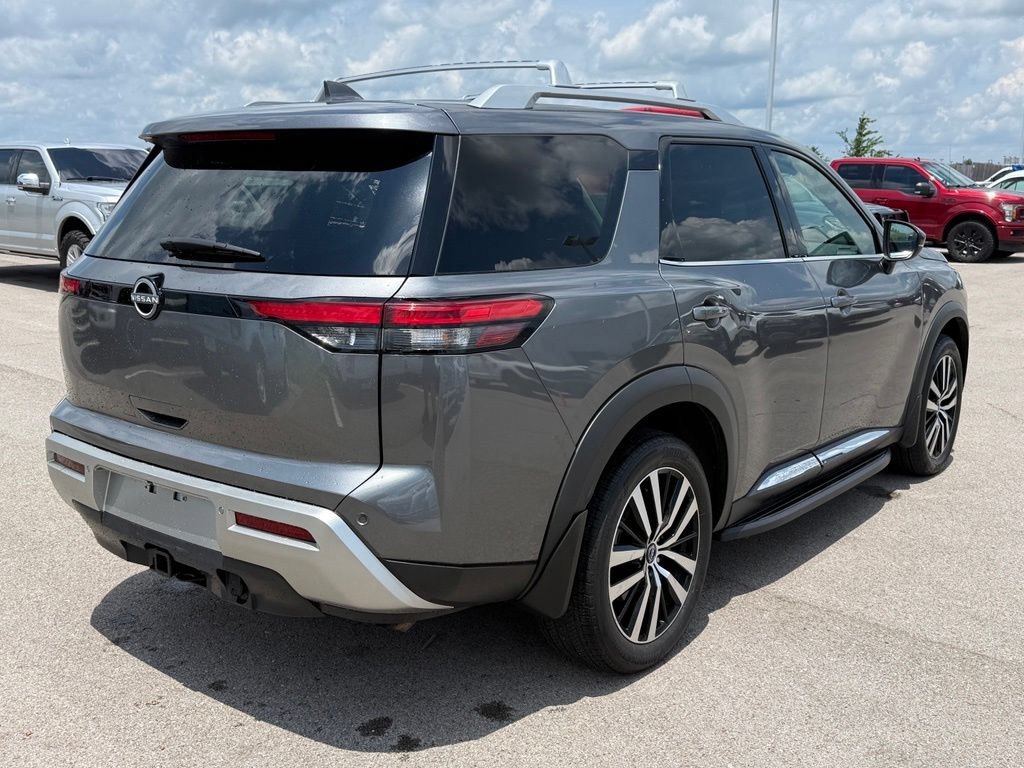 Used 2023 Nissan Pathfinder Platinum AWD/4WD image 19