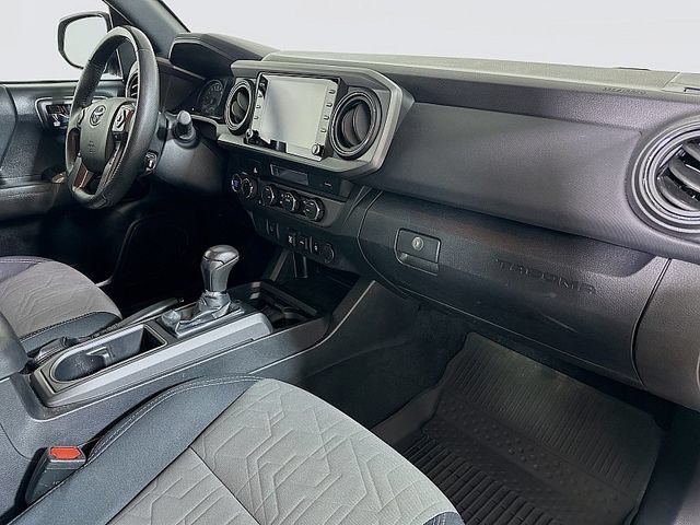 Used 2021 Toyota Tacoma TRD Off-Road AWD/4WD image 29