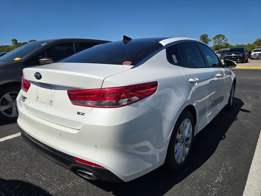 Used 2018 Kia Optima EX w/ Technology Package FWD image 10
