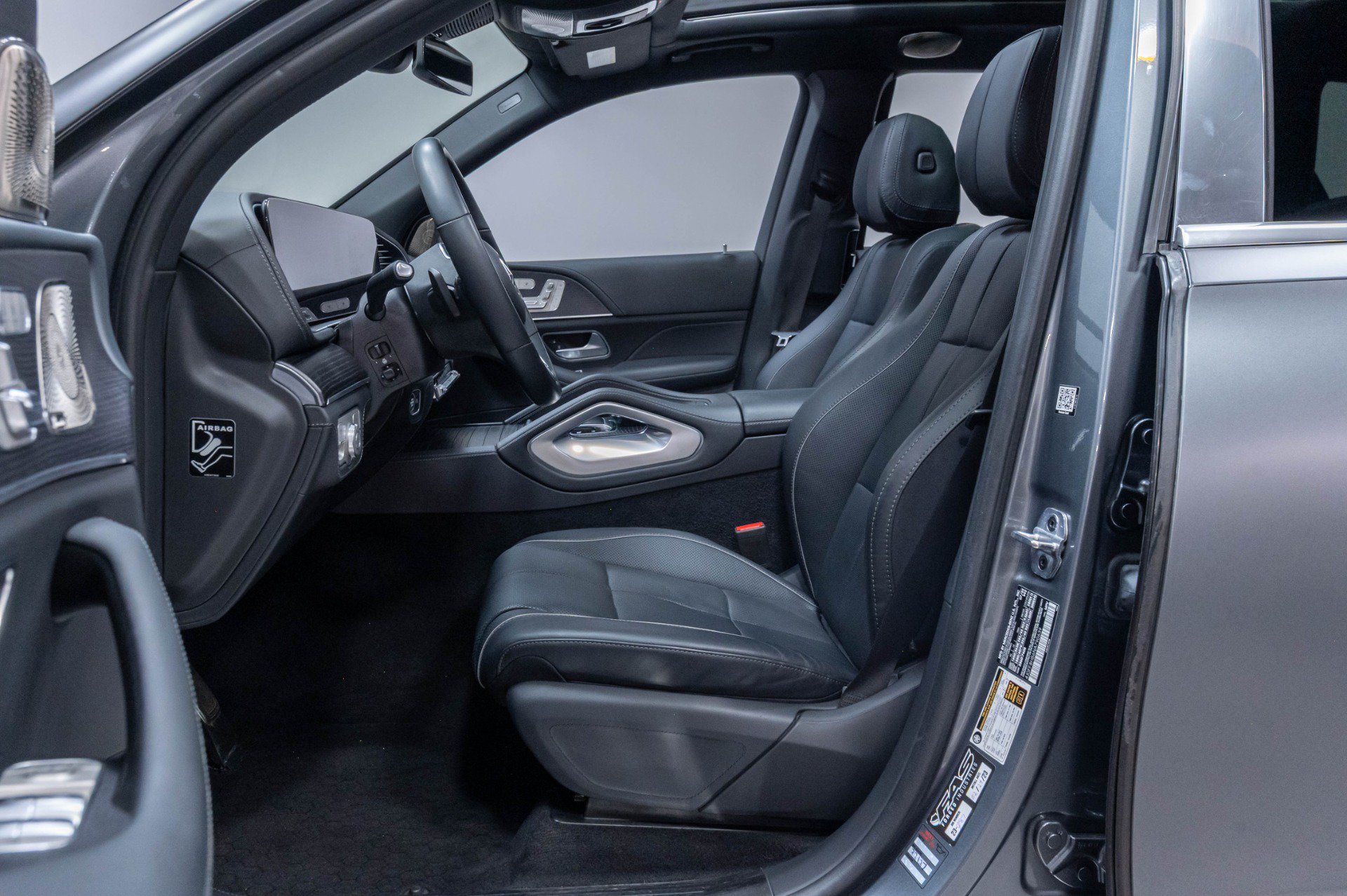 Used 2022 Mercedes-Benz Maybach GLS 600 4MATIC image 9