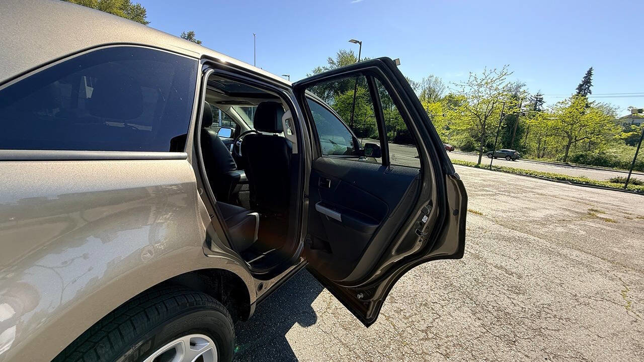 Used 2013 Ford Edge SEL AWD/4WD image 26