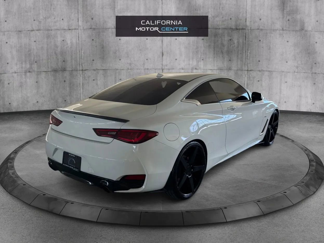 Used 2017 INFINITI Q60 3.0t w/ Premium Plus Package 3.0T RWD image 5