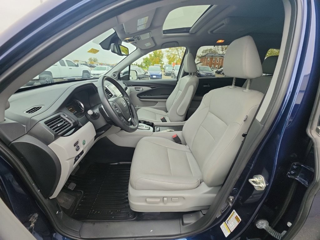Used 2016 Honda Pilot Elite image 14