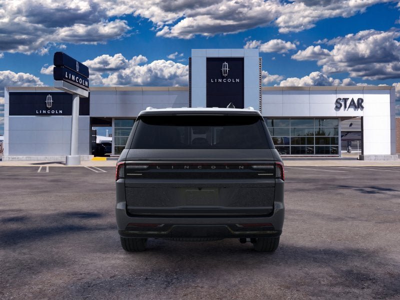 New 2026 Lincoln Navigator Reserve AWD/4WD image 5