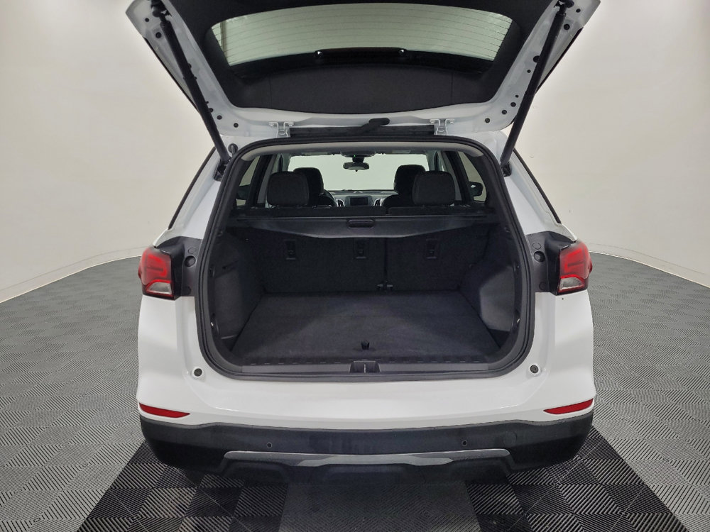 Used 2023 Chevrolet Equinox LT w/ Driver Convenience Package image 29