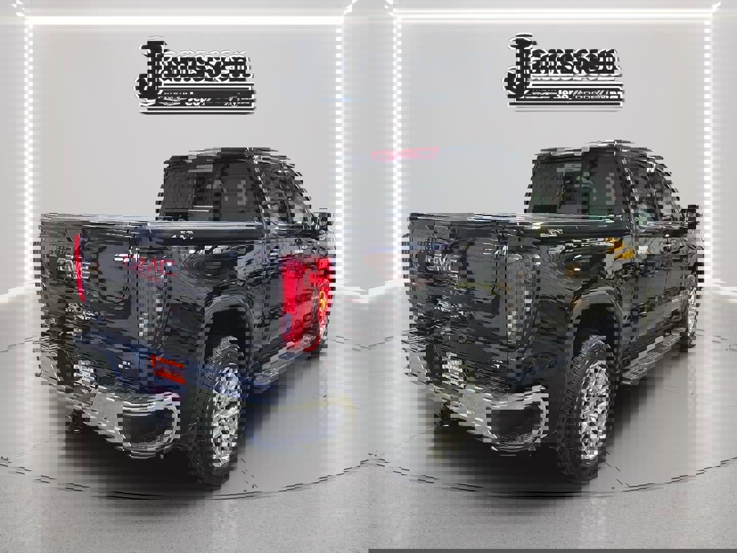 Used 2022 GMC Sierra 1500 SLT image 5