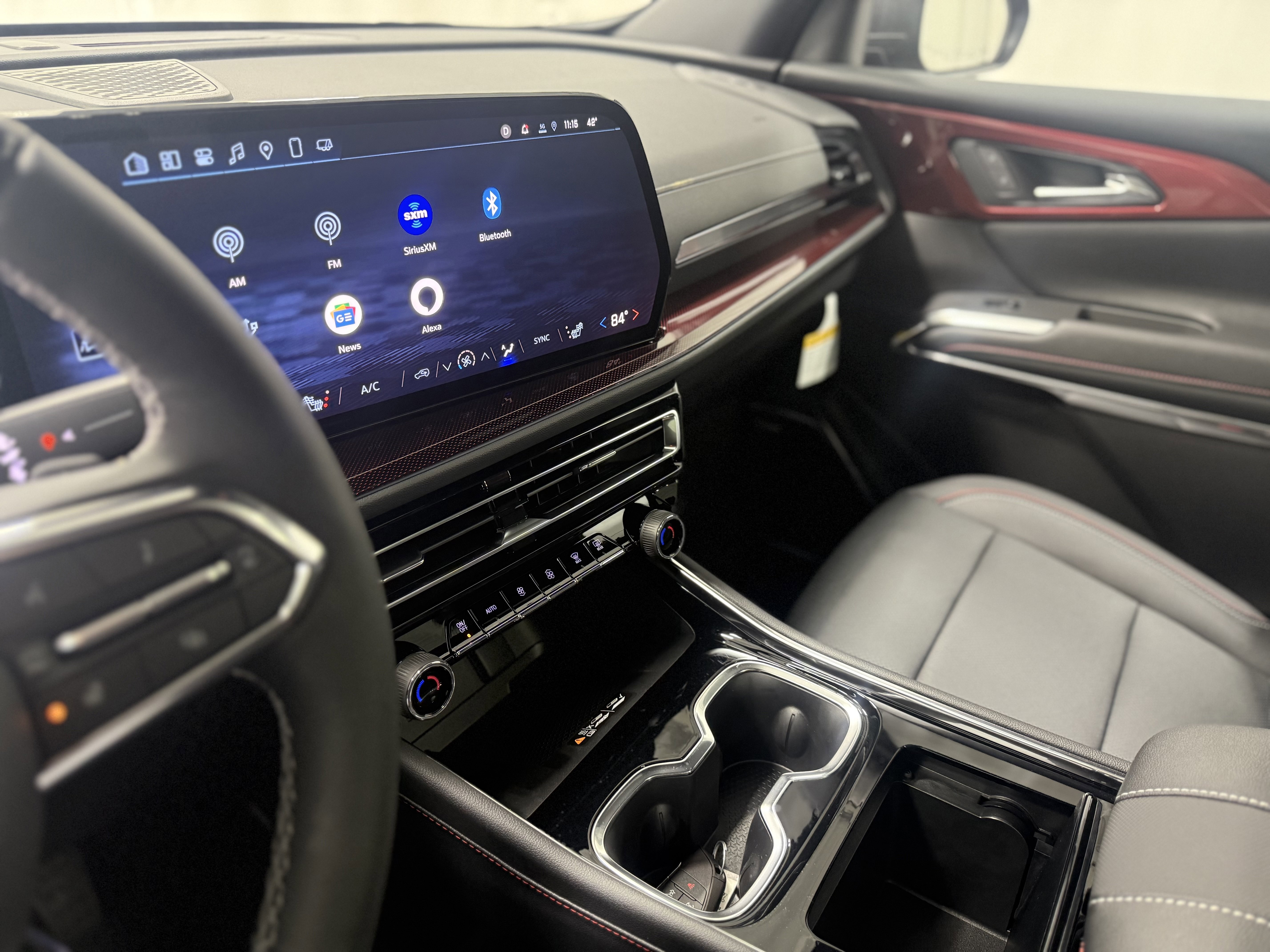 Used 2025 Chevrolet Traverse Z71 w/ Enhanced Driving Package image 22