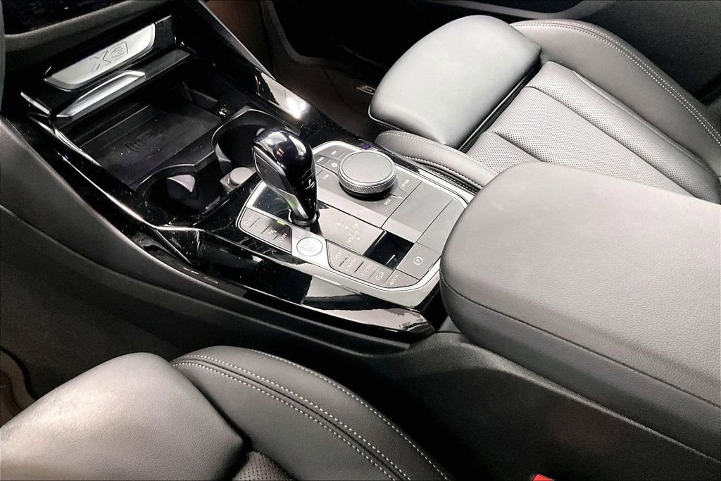 Used 2024 BMW X3 xDrive30i w/ Premium Package image 14