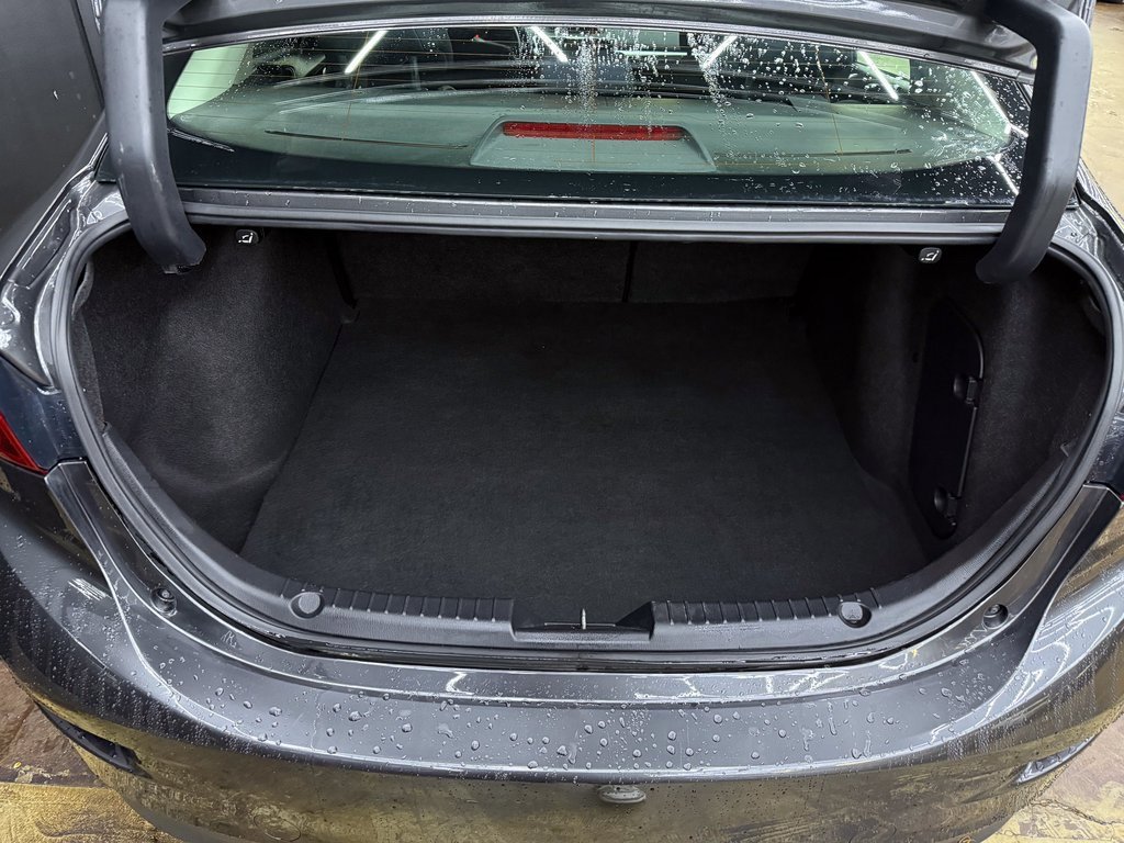 Used 2017 MAZDA MAZDA3 Sport w/ Preferred Equipment Package image 27