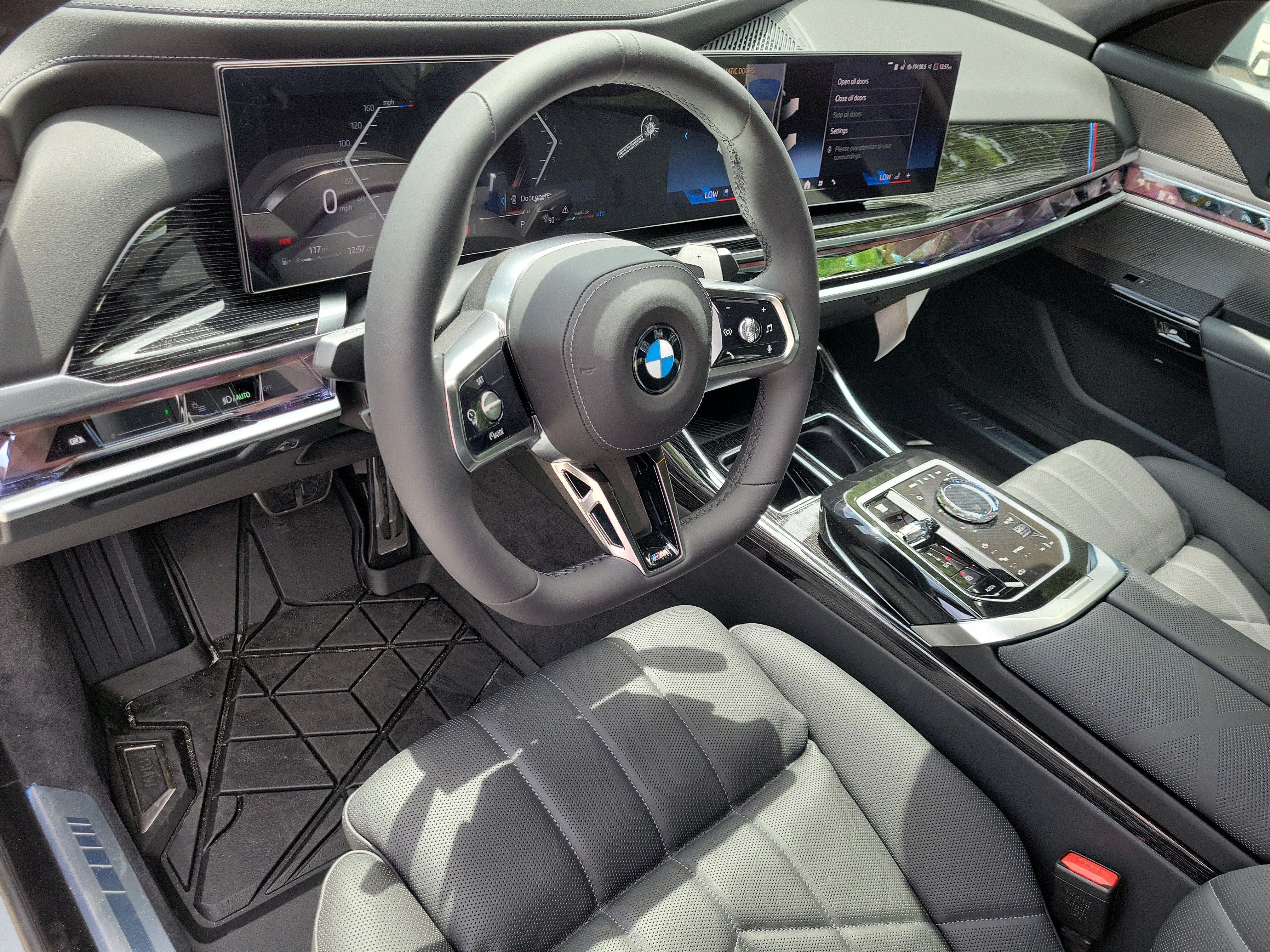New 2026 BMW 740i w/ Executive Package RWD image 13