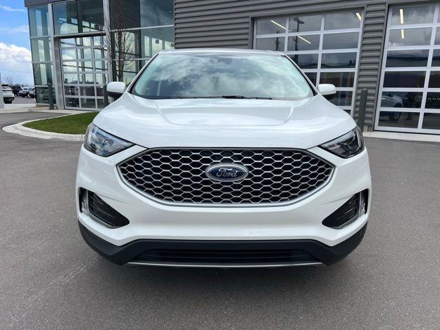Used 2023 Ford Edge SEL w/ Convenience Package image 2