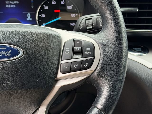 Used 2023 Ford Explorer XLT w/ Equipment Group 202A RWD image 11
