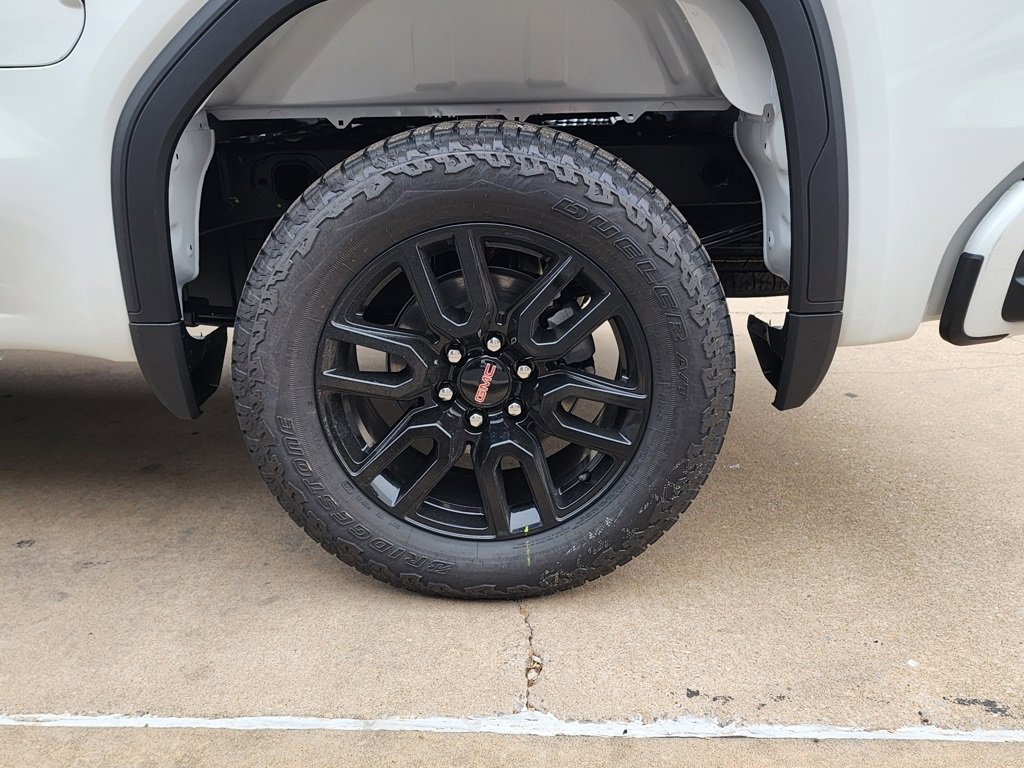 New 2026 GMC Sierra 1500 Elevation image 51