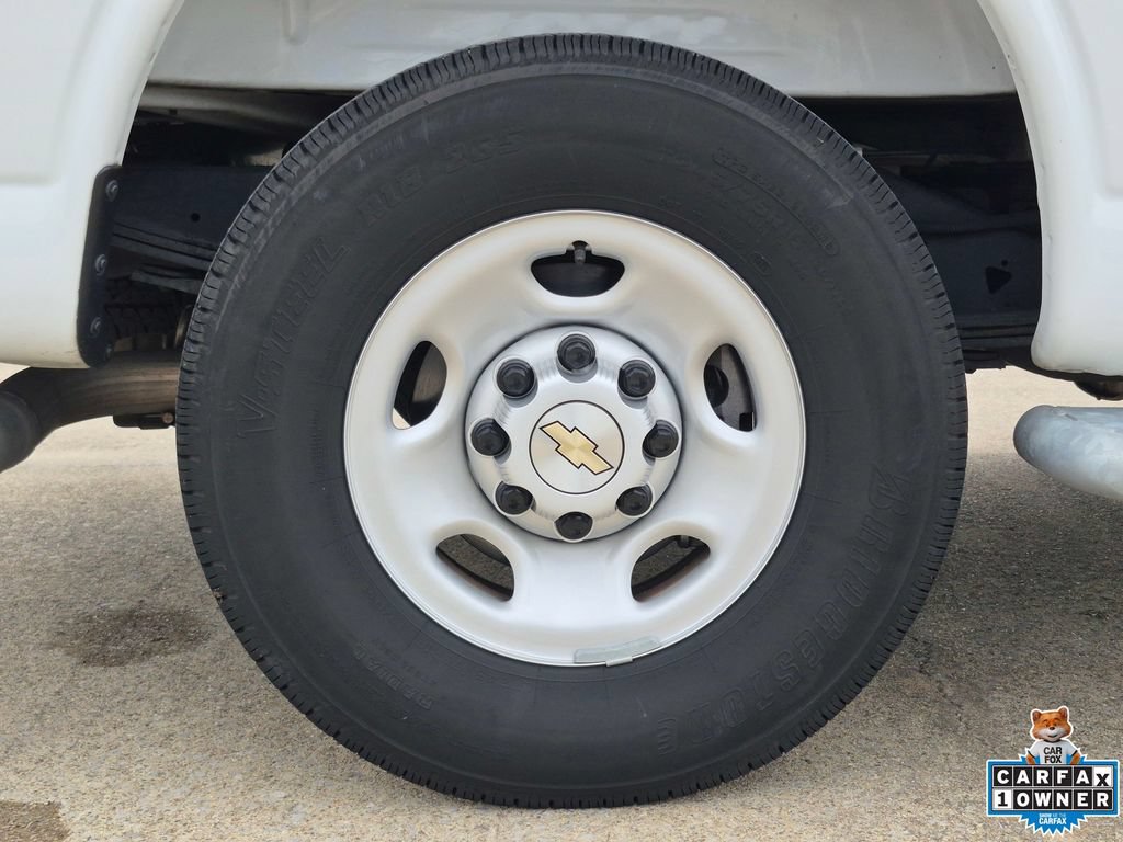 Certified 2025 Chevrolet Express 2500 w/ Driver Convenience Package RWD image 24
