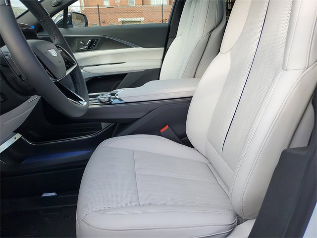 New 2026 Cadillac Lyriq Premium Luxury image 25