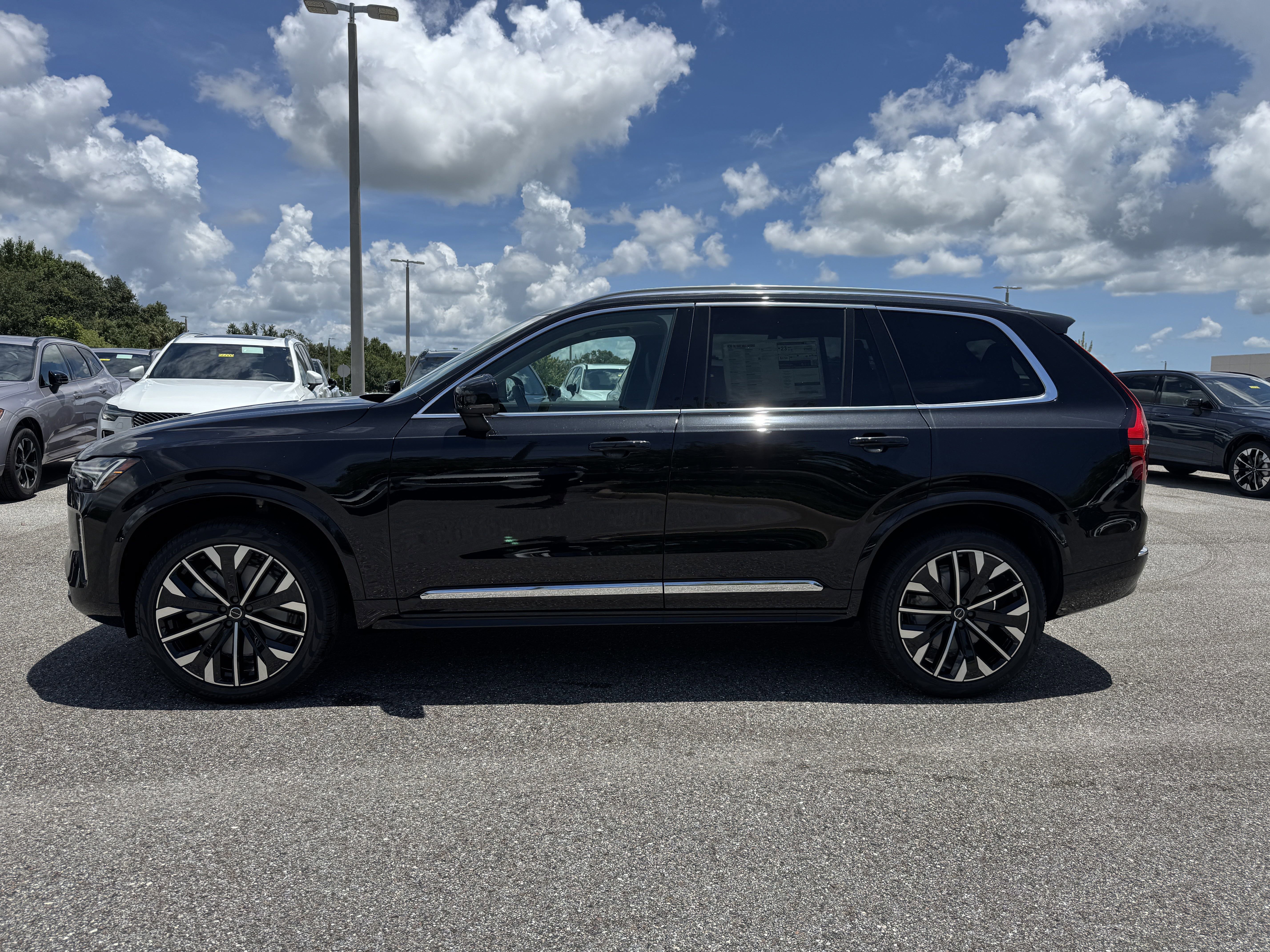 New 2026 Volvo XC90 B6 Core image 6