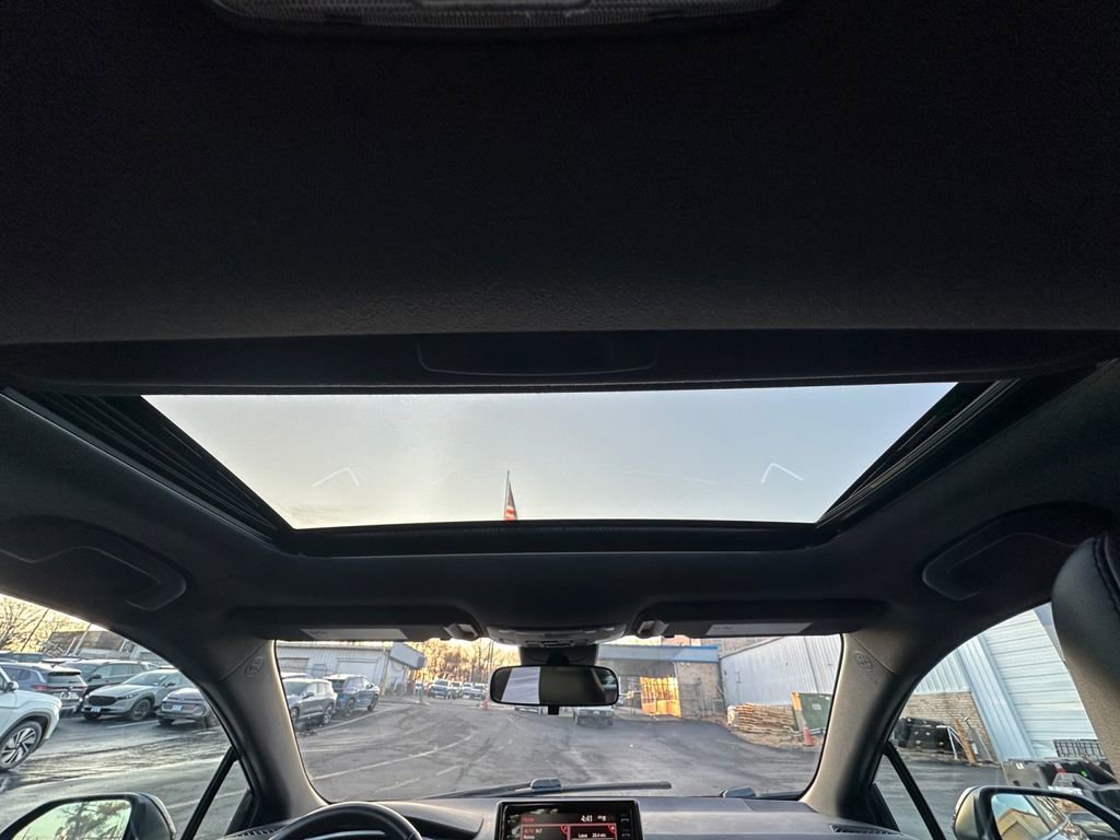 Used 2021 Toyota Corolla XSE image 20