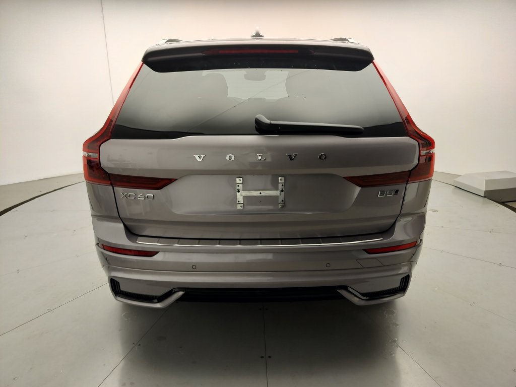 Used 2026 Volvo XC60 B5 Plus w/ Protection Package Premier AWD/4WD image 6