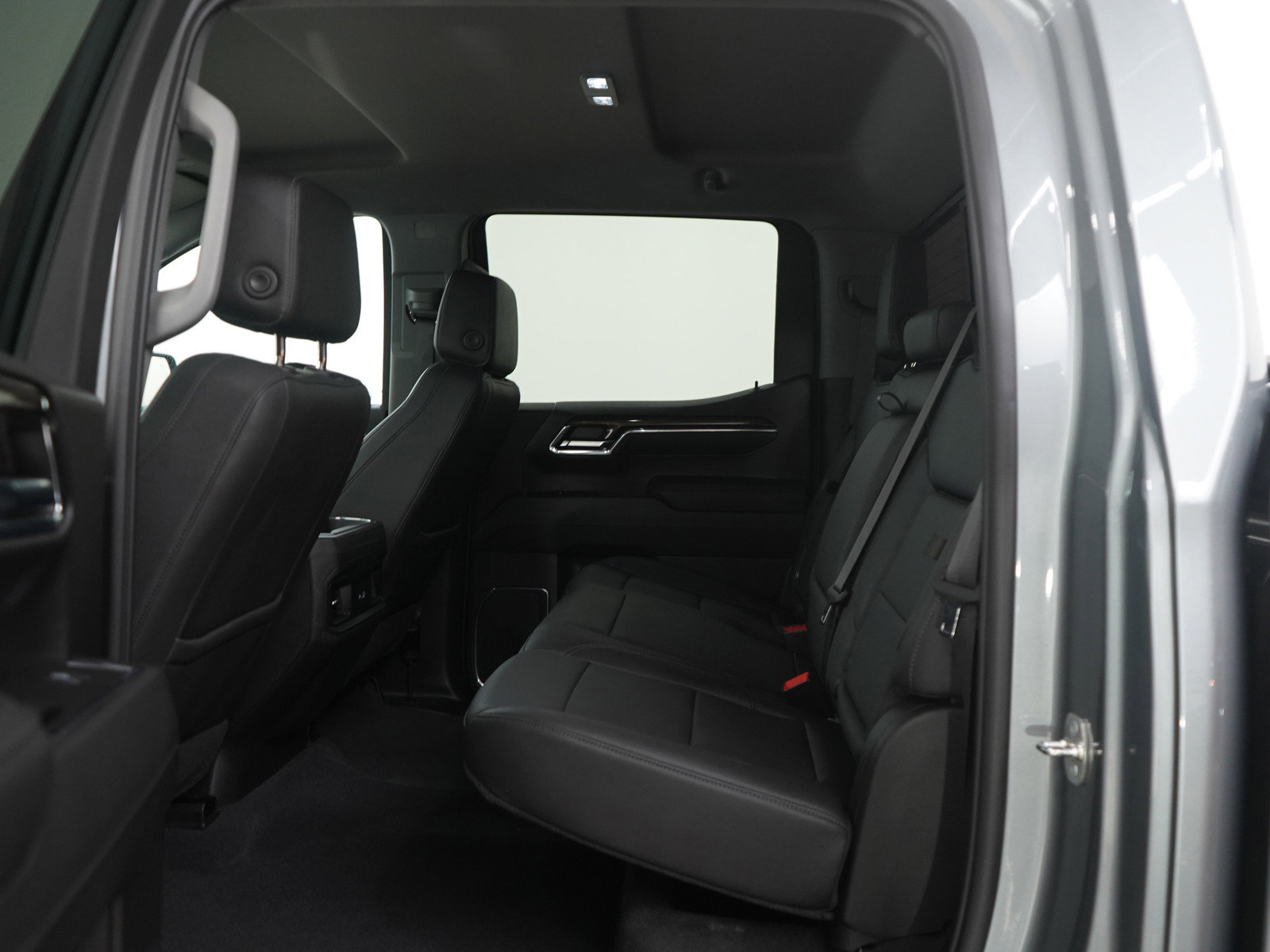 Used 2024 Chevrolet Silverado 1500 LT Trail Boss w/ LT Trail Boss Premium Package image 16