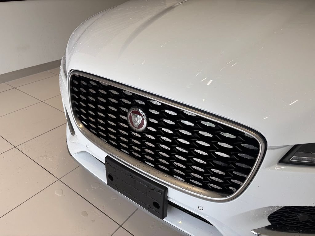 Used 2022 Jaguar F-PACE S AWD/4WD image 10