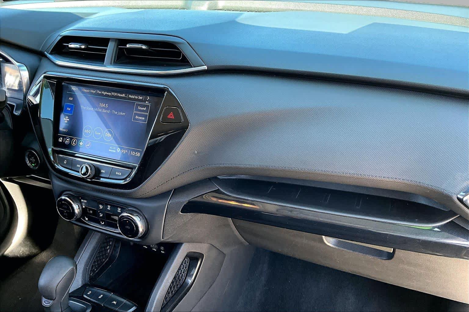 Used 2023 Chevrolet TrailBlazer LT w/ Convenience Package FWD image 21