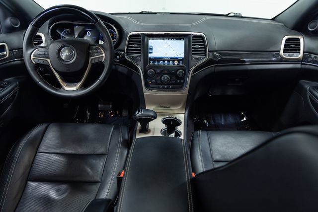 Used 2015 Jeep Grand Cherokee Overland AWD/4WD image 21