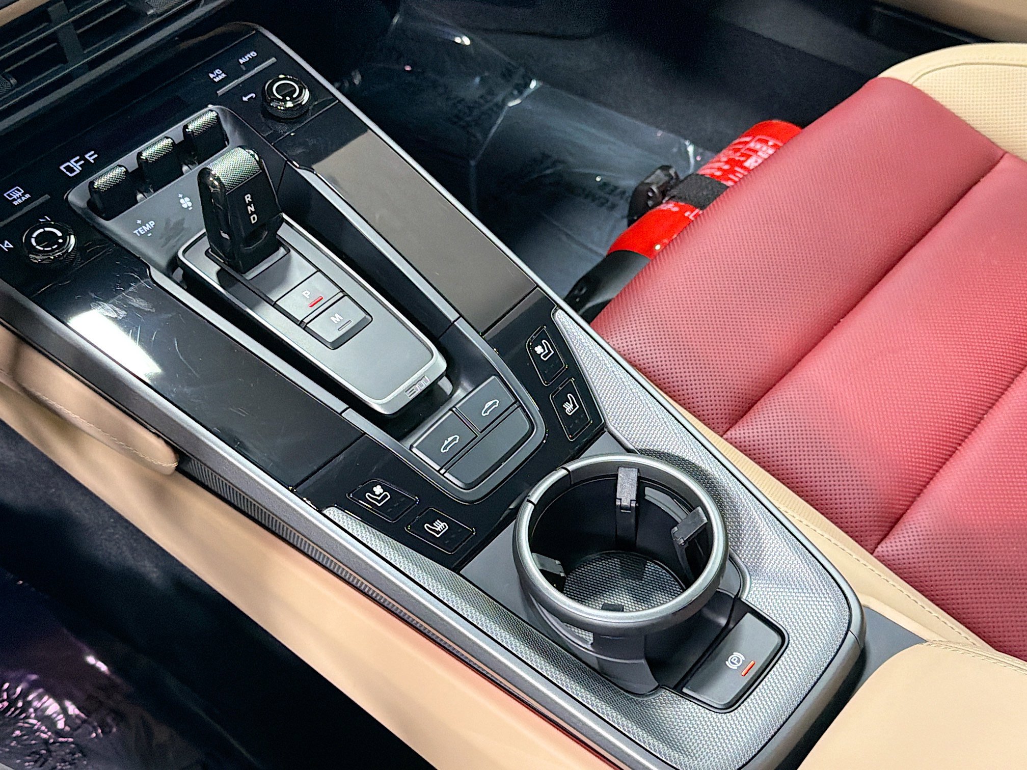 Certified 2024 Porsche 911 Targa 4S image 25