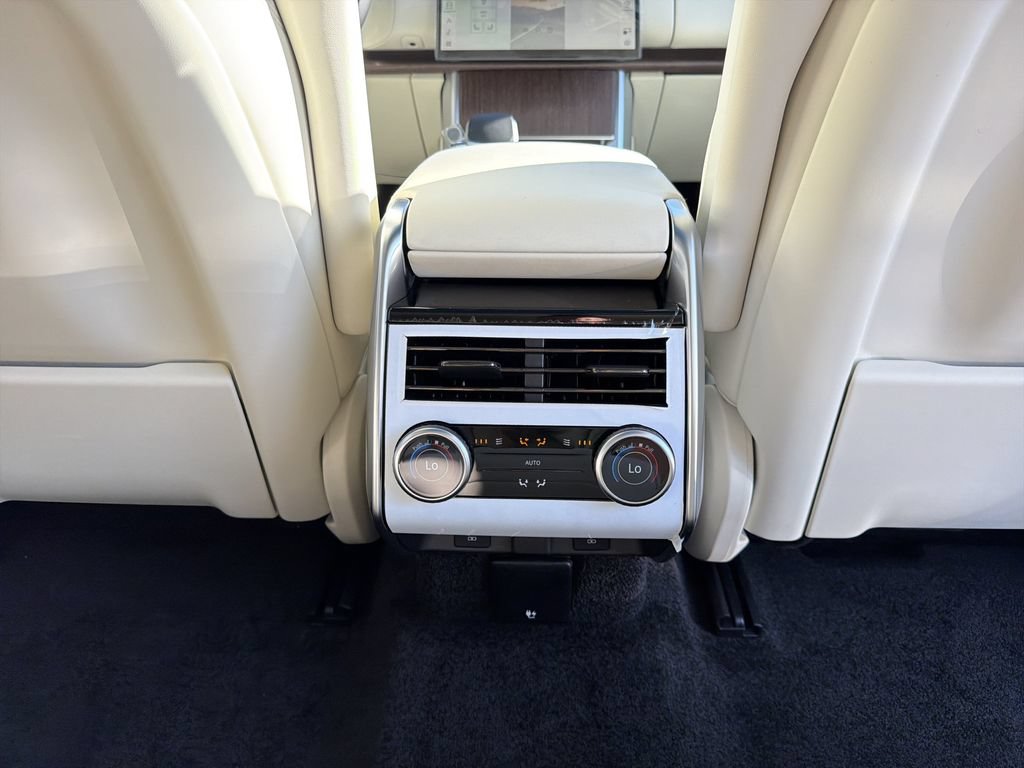 New 2026 Land Rover Range Rover SE AWD/4WD image 19