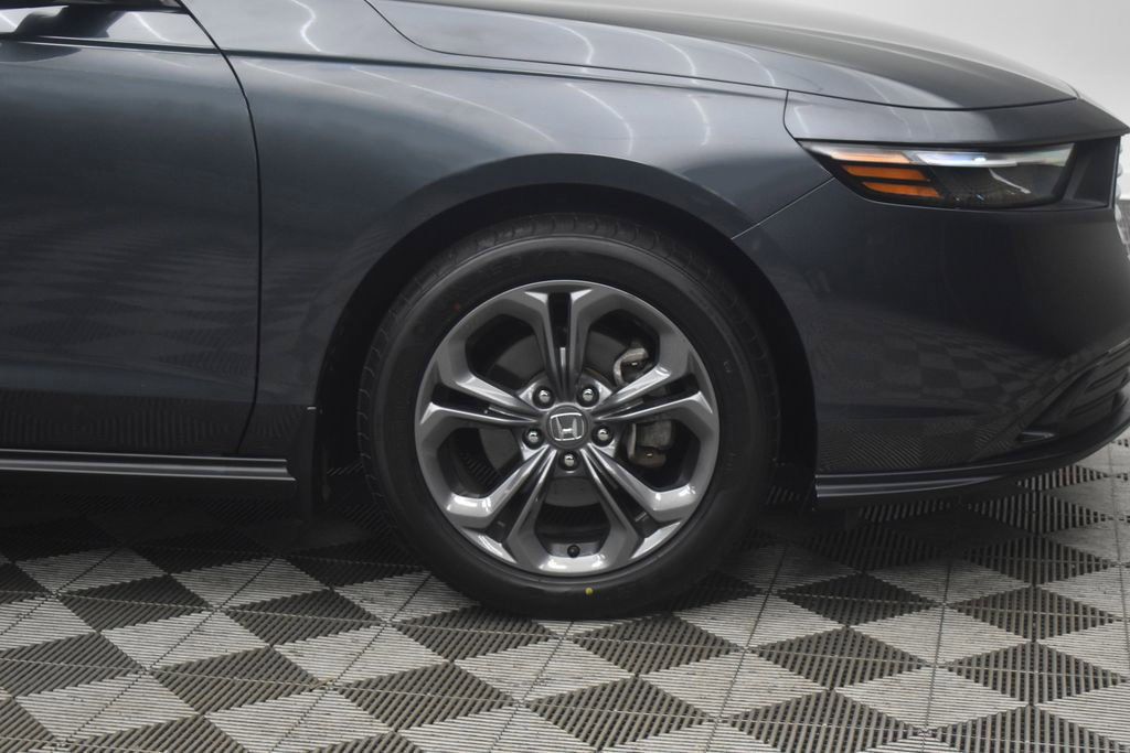Used 2023 Honda Accord EX image 27