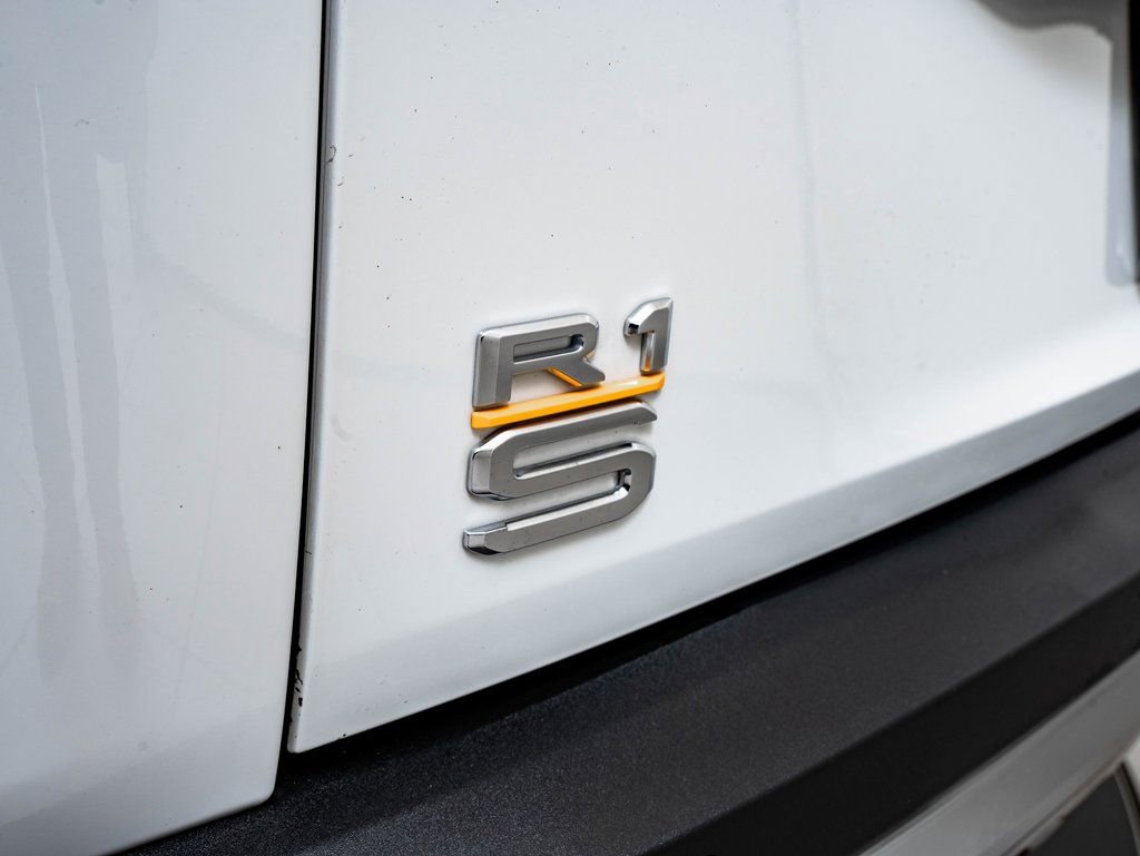 Used 2023 Rivian R1S Adventure image 20