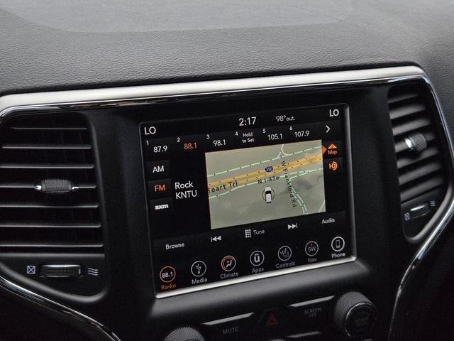 Used 2018 Jeep Grand Cherokee Altitude AWD/4WD image 22