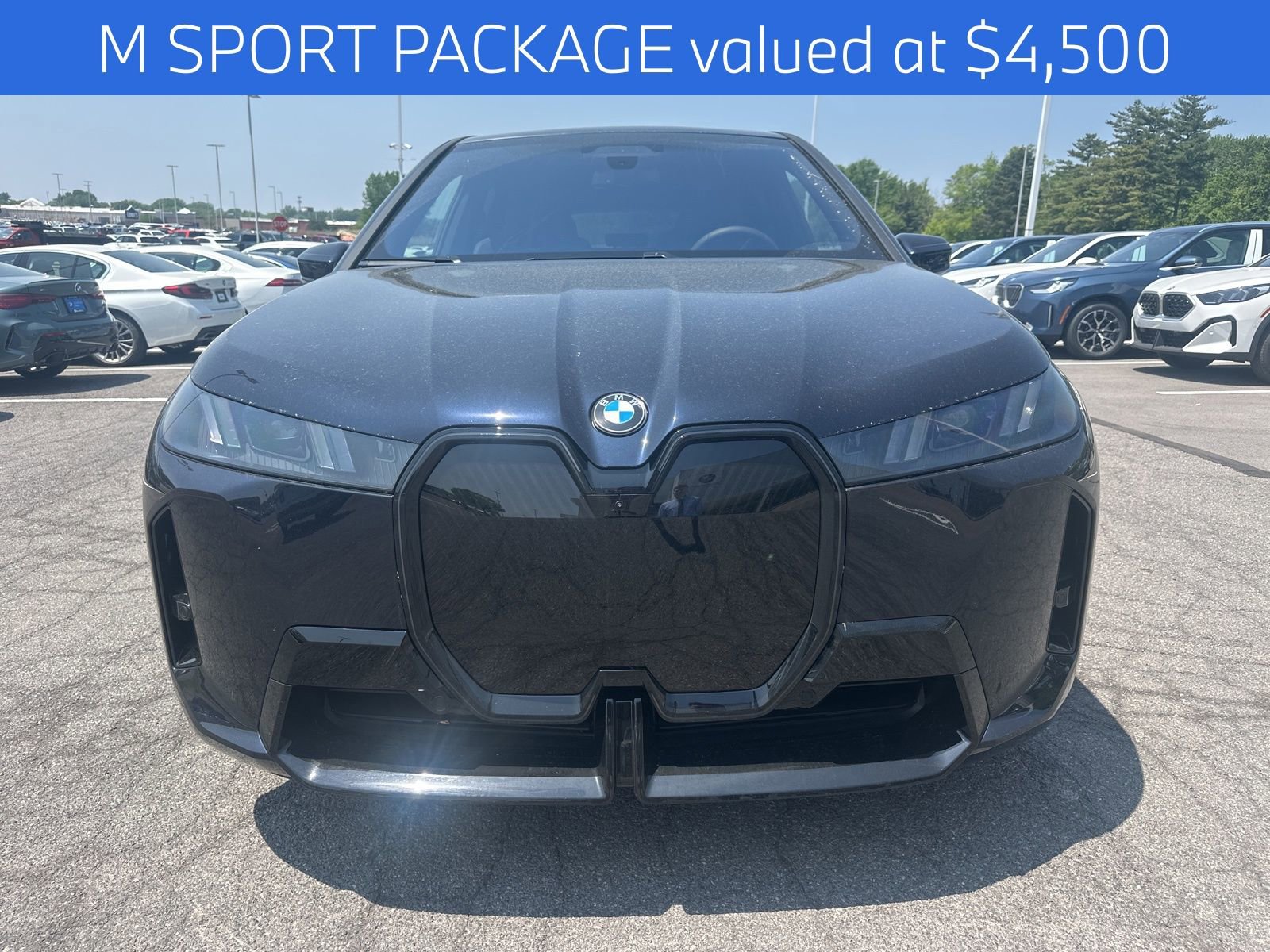 New 2026 BMW iX xDrive60 w/ M Sport Package image 2